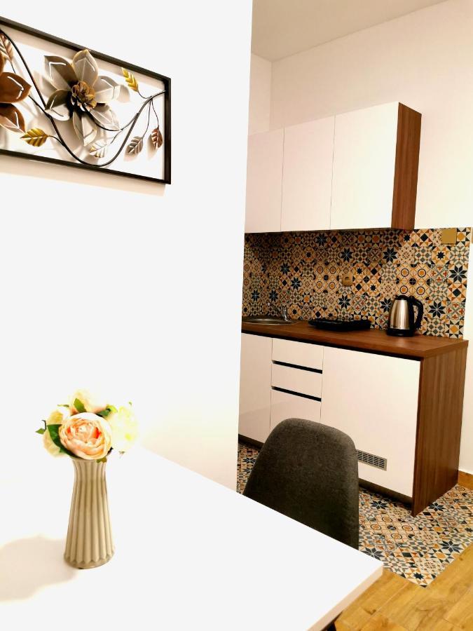 Canti Apartments Нови-Сад Экстерьер фото